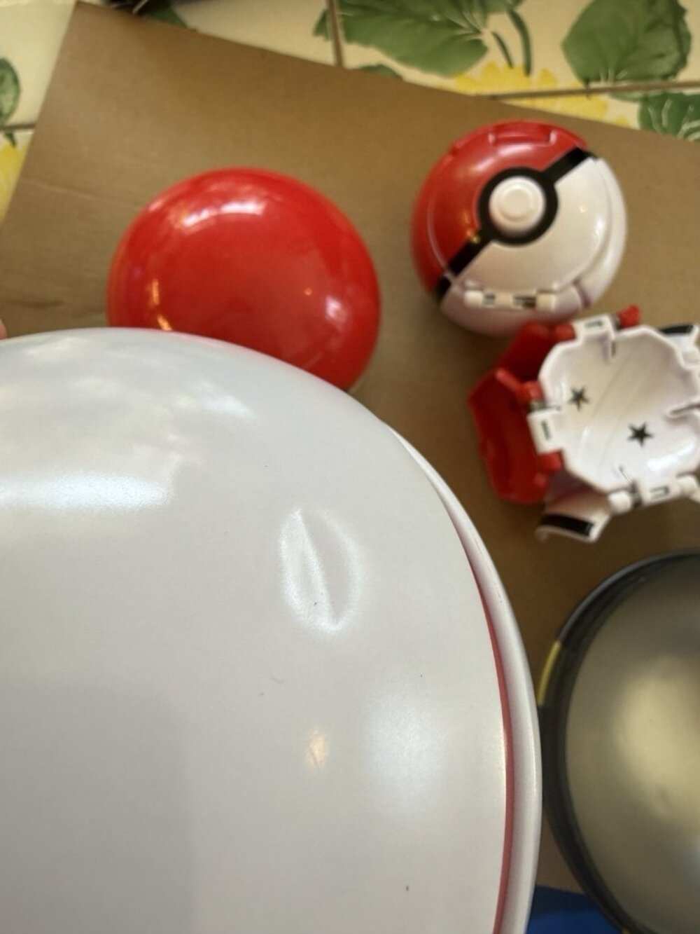 8 pc Lot 5 Large Pokemon Balls 2 Throw N Pop 1 Zanzoon Talking Electronic Ball - Picture 5 of 10
